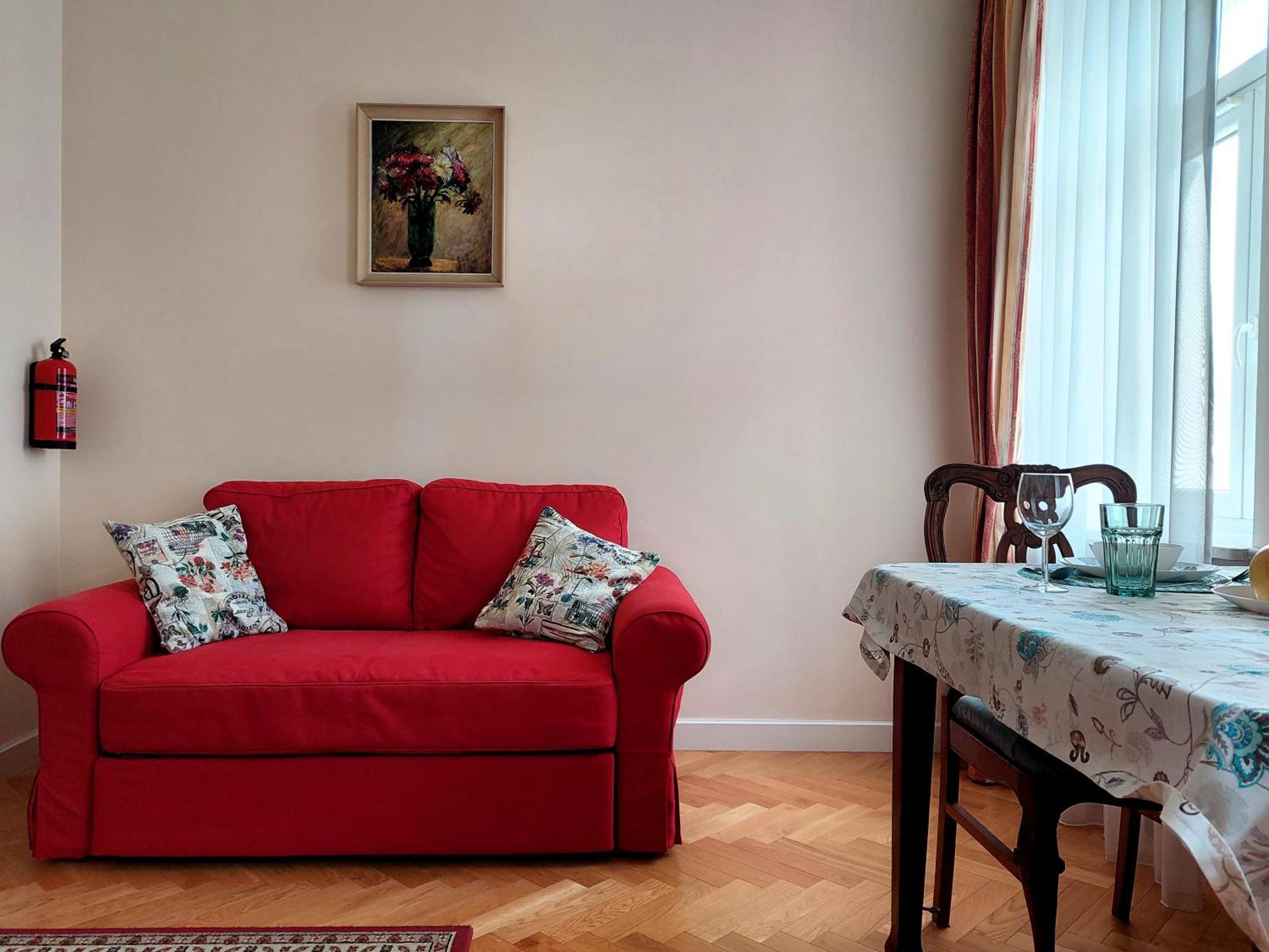 Apartamenty Metro Praga Warschau Buitenkant foto